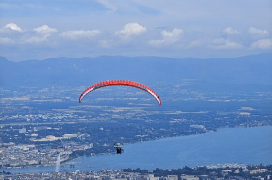 Piloter en vol : virages, vitesse et tangage