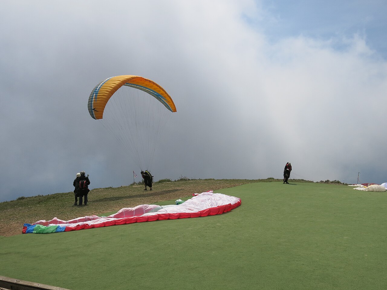 Le décollage – parapente