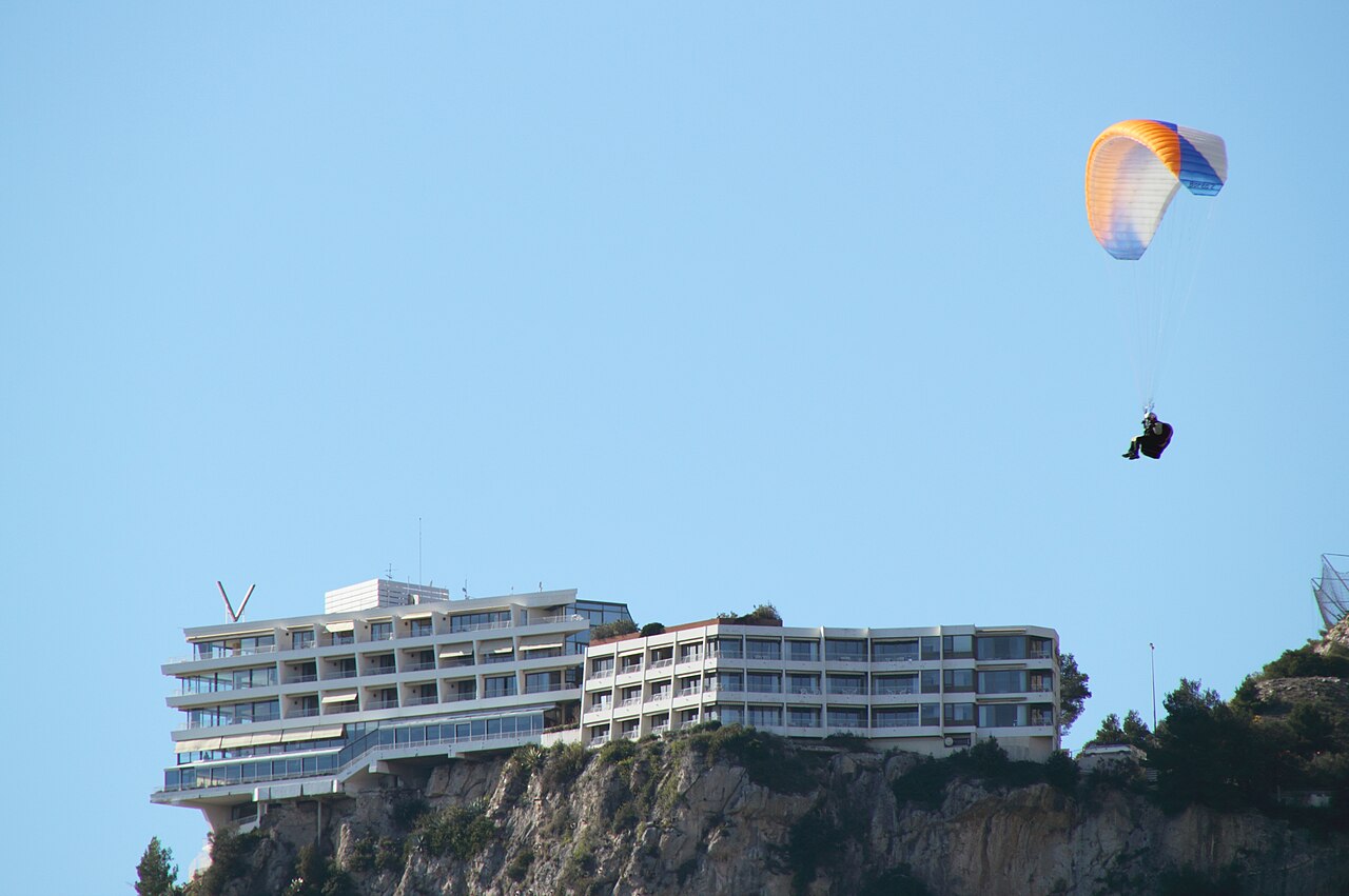 Paragliding in Côte d'Azur – Roquebrune-Cap-Martin