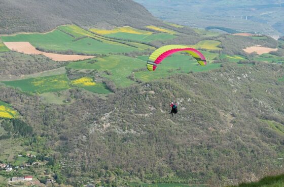 Le freinage final en parapente
