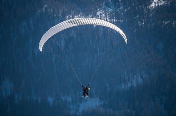 Thermiques et brises en parapente : comprendre les ascendances